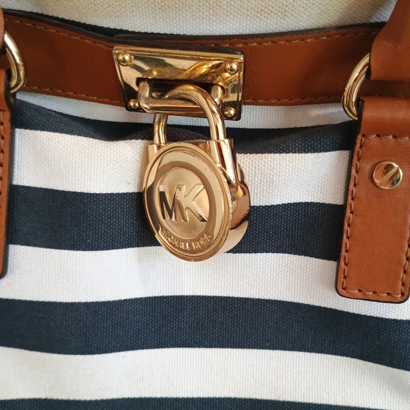 Michael Kors Striped Navy and Tan Women's Bag - Picture 2 of 16